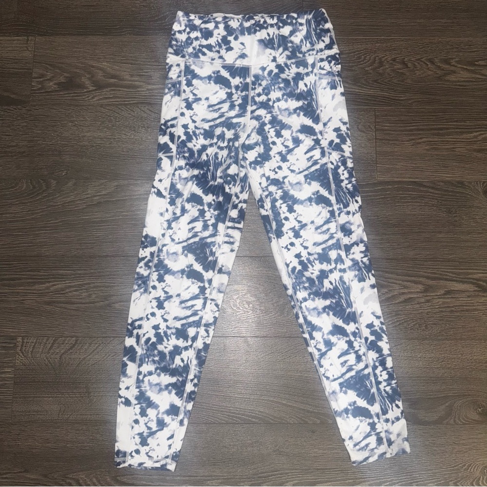 KENSIE Performance Leggings Women’s Size Medium White Blue Tie-Dye Pockets